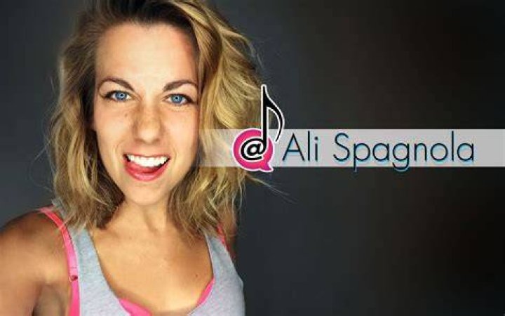 Ali Spagnola cool