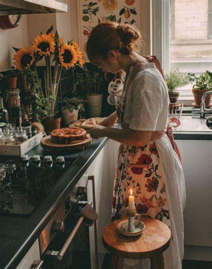 Alizée Thevenet loves cooking