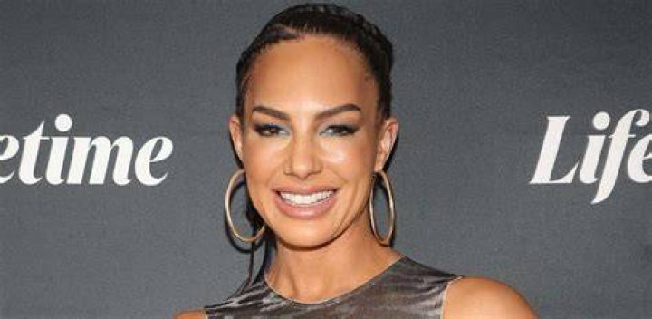 Amanza Smith Height, Weight & Physical&nbsp;Appearance