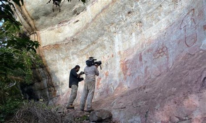 Amazon Paintings Being Filmed