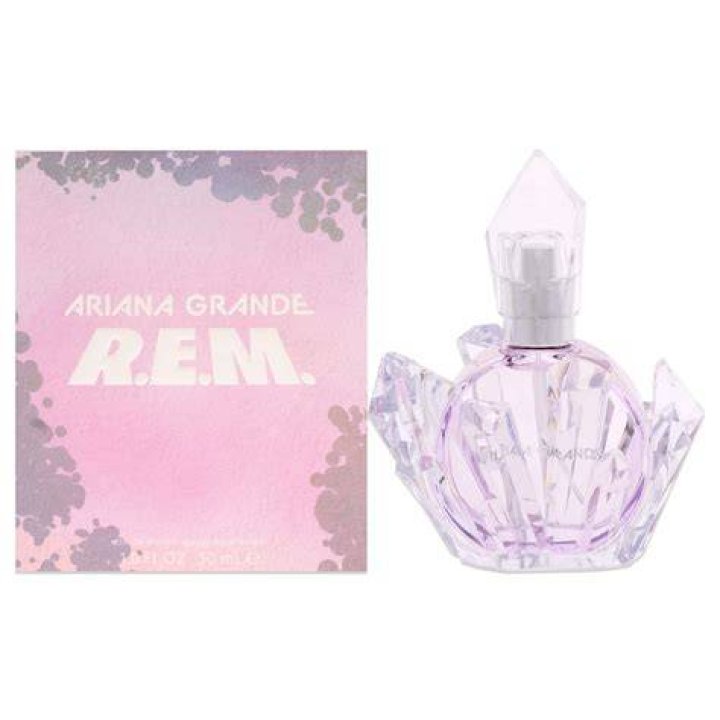 Ariana Grande Clap Back REM Beauty