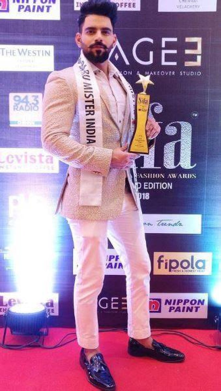 Balaji Murugadoss won the award of Best Fashion Model of South India