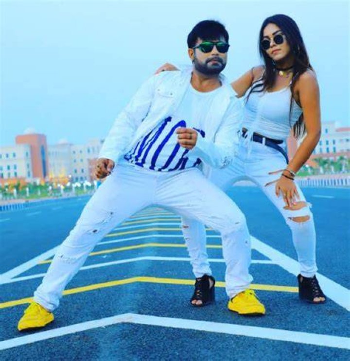 Bunty Singh with his fellow model