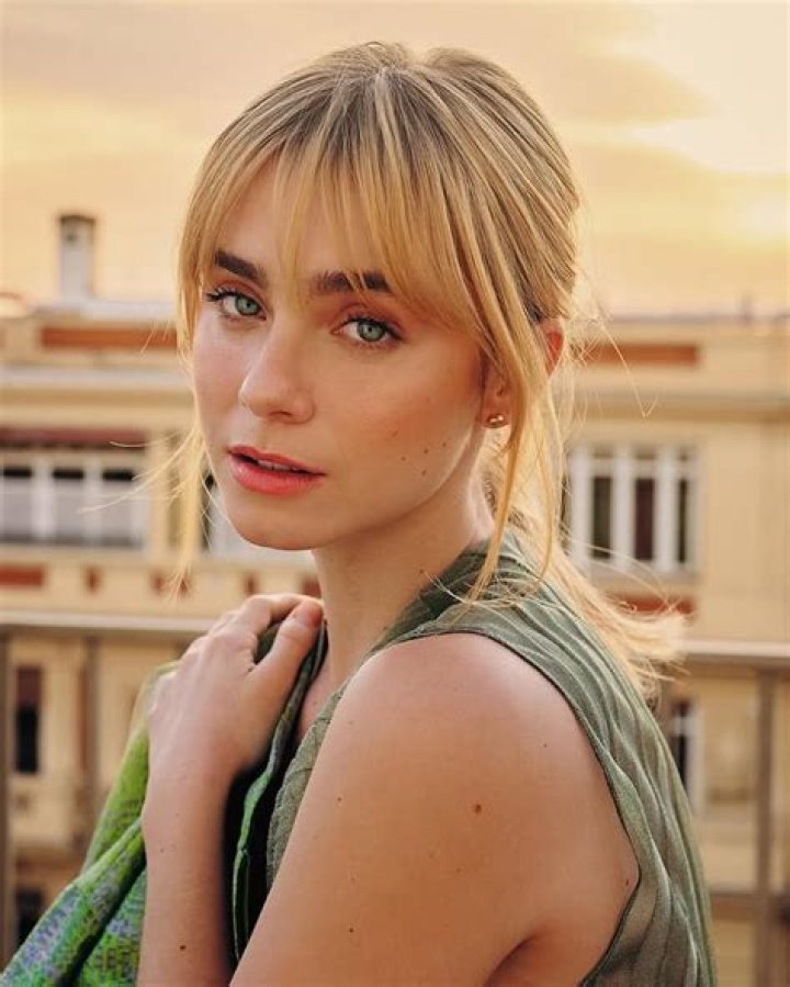 Clara Galle Wiki & Bio
