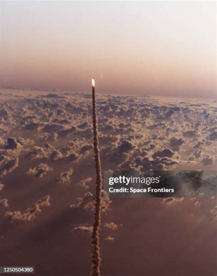 Columbia Shuttle Smoke