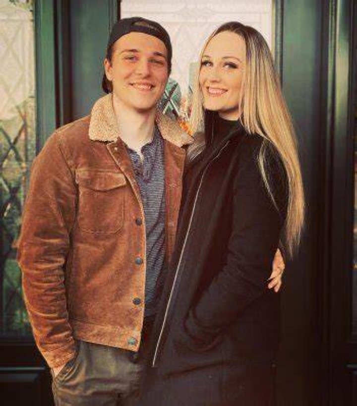 Dakota Taylor with his girlfriend
