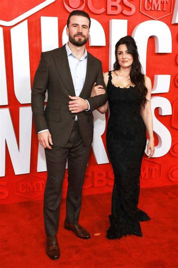 Hannah Lee Fowler height