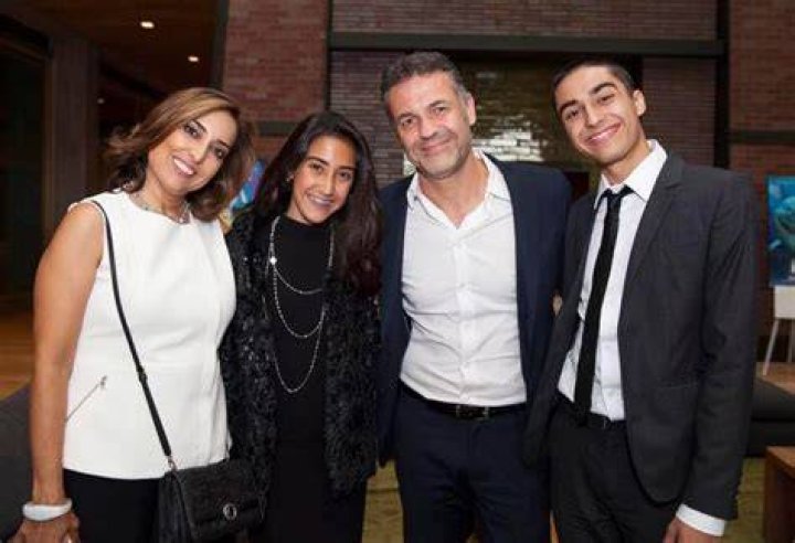 Haris Hosseini with his dad mom and sister