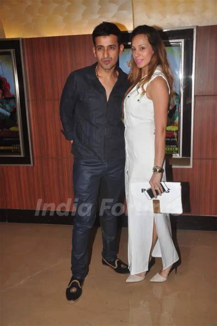 Harmeet Singh and Sunaina Singh's wedding picture