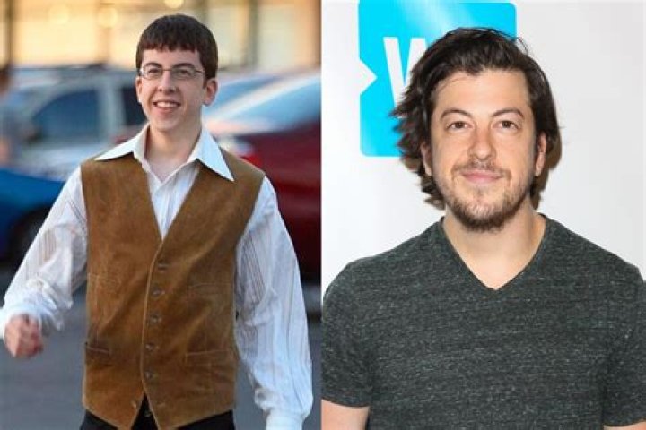 How tall is Christopher Mintz Plasse