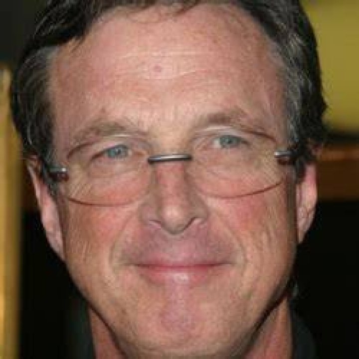 How tall was Michael Crichton