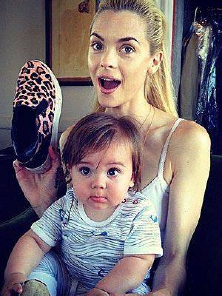 Jaime king breastfeeding nursing