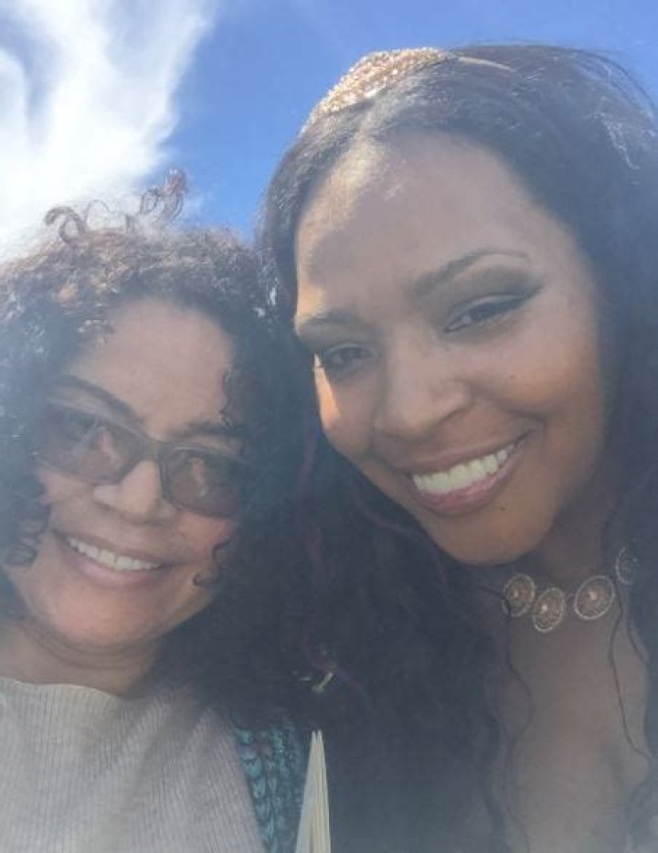 Jan with her daughter Nona Gaye and grandkids