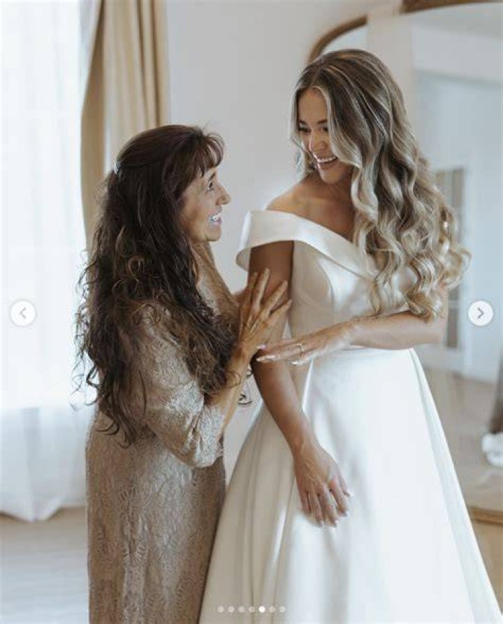 Jana Duggar with her mother Michelle Duggar