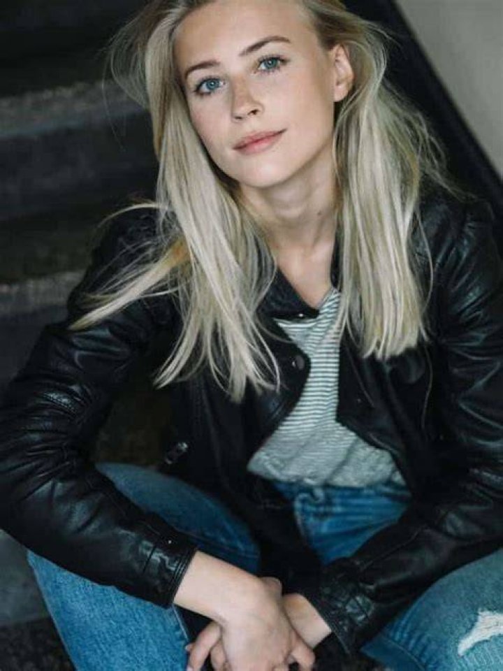 Jeanne Goursaud height