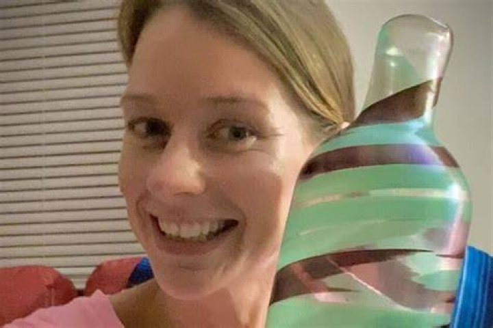Jessica Vincent And The Vase