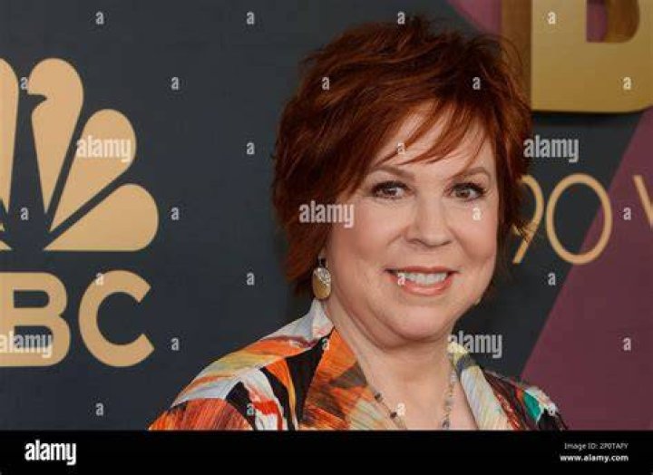 LOS ANGELES - SEP 27: Vicki Peterson arrives to the Bangles In