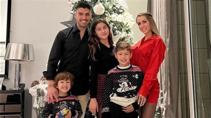 Luis with his family