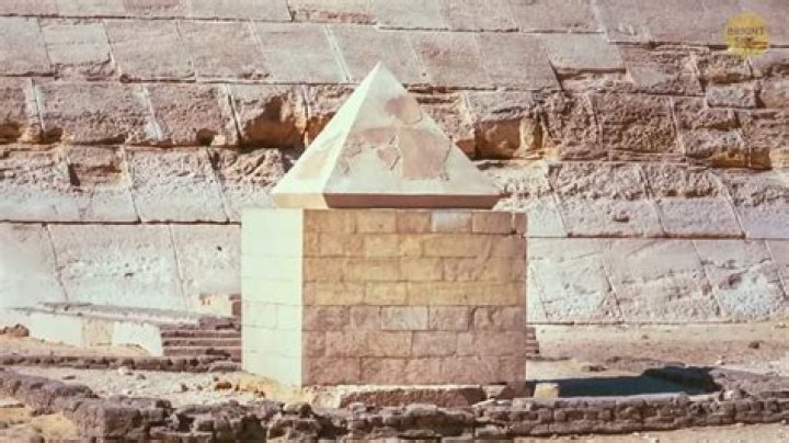 Missing Great Pyramid Artifact