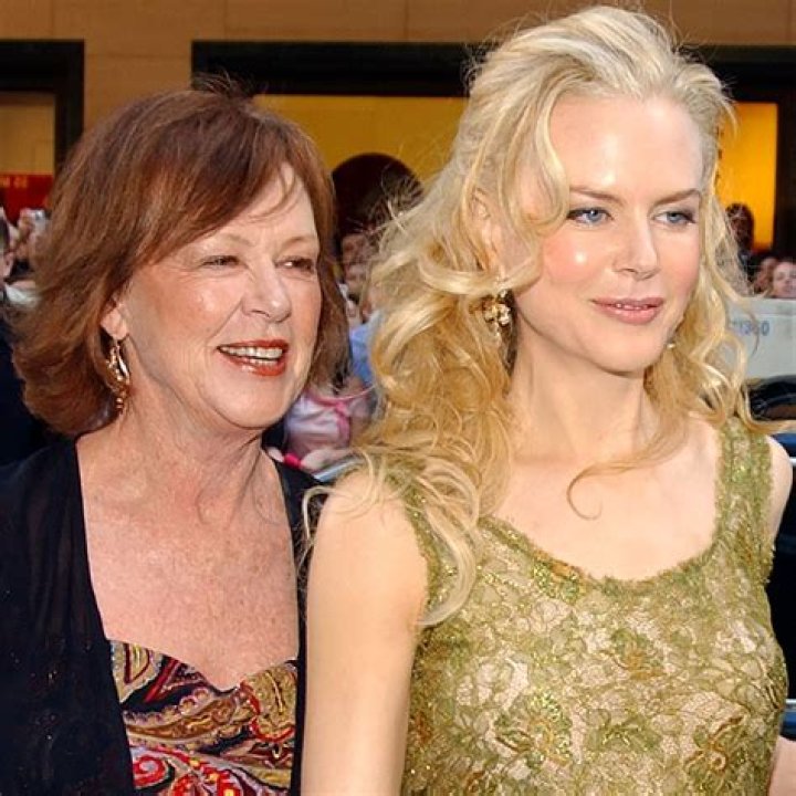 Nicole with her mom