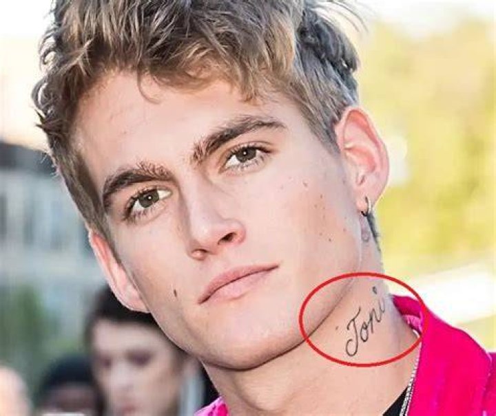 Presley Gerber tattoos