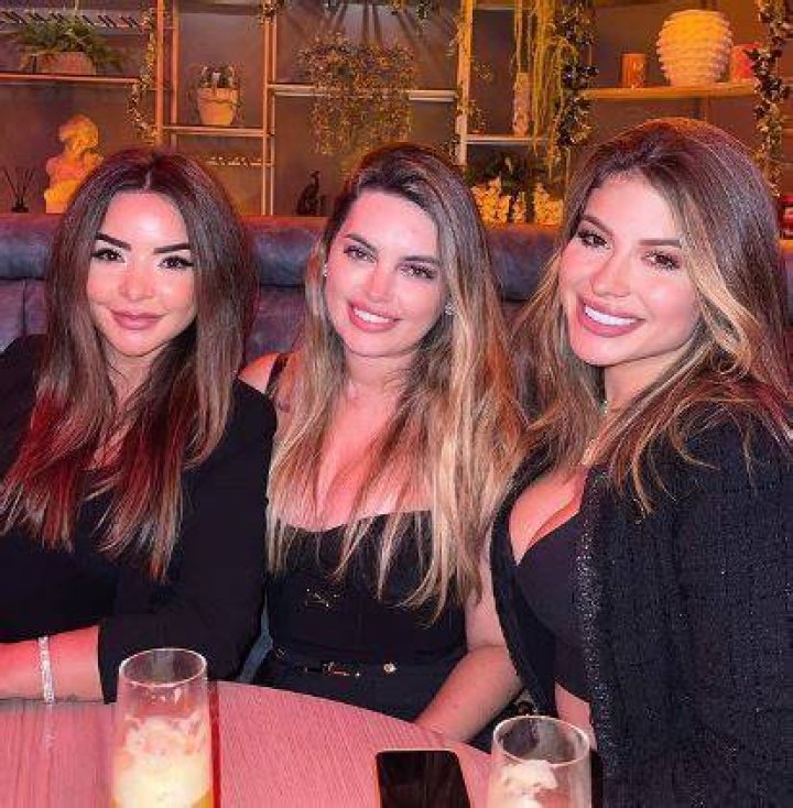 Salum and her friends