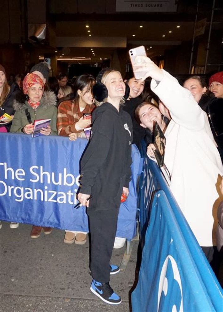 Signing Autographs In New York