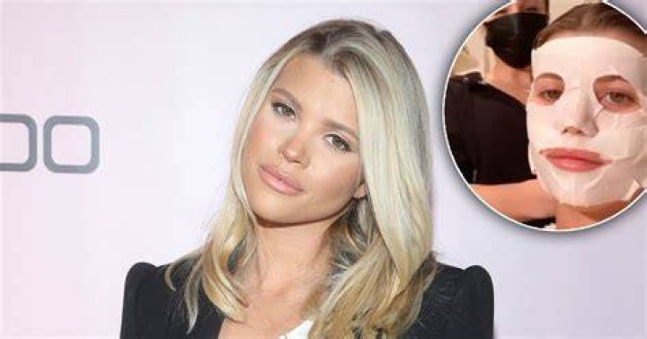 Sofia Richie Goes Full Glam While Suffering From the Flu