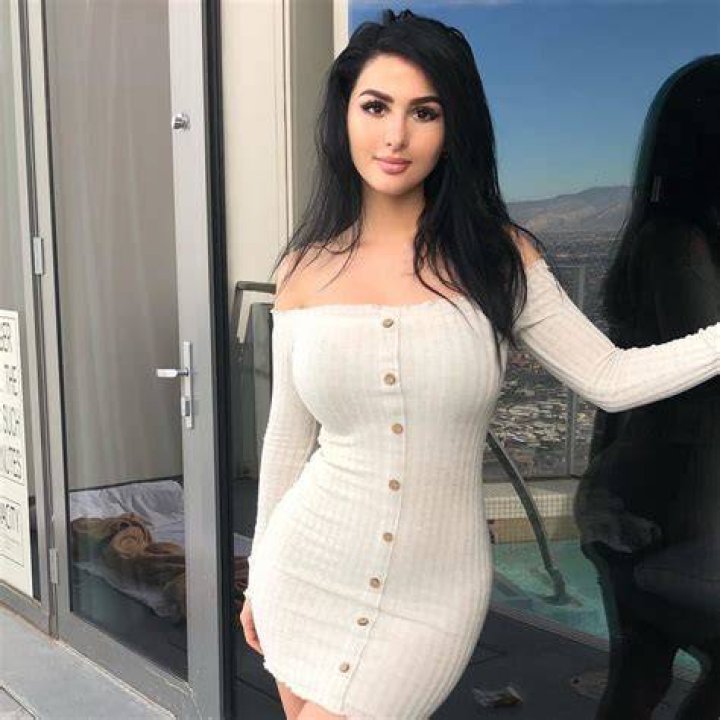 SSSniperWolf is 29 years old