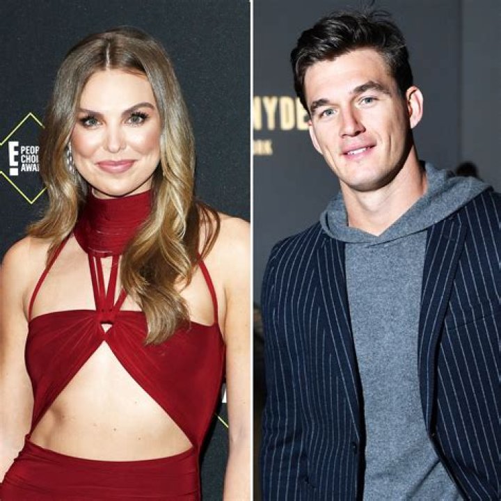 Tyler Cameron, Hannah Brown Season 23 The Bachelorette Hometown Visit