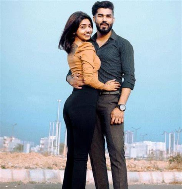 Vishwa Rathod with her boyfriend
