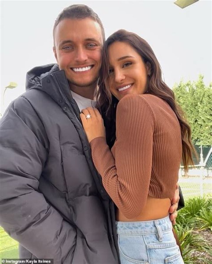 Woodroffe and his girlfriend Kayla Itsines