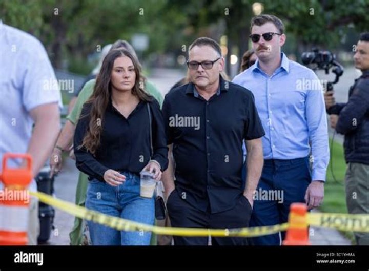 Xana Kernodle with her father and sister