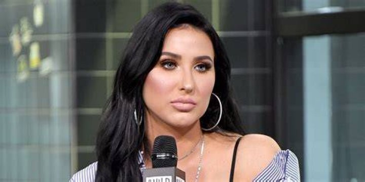 YouTuber Jaclyn Hill selfie With Straight Dark Hair and Glam Makeup