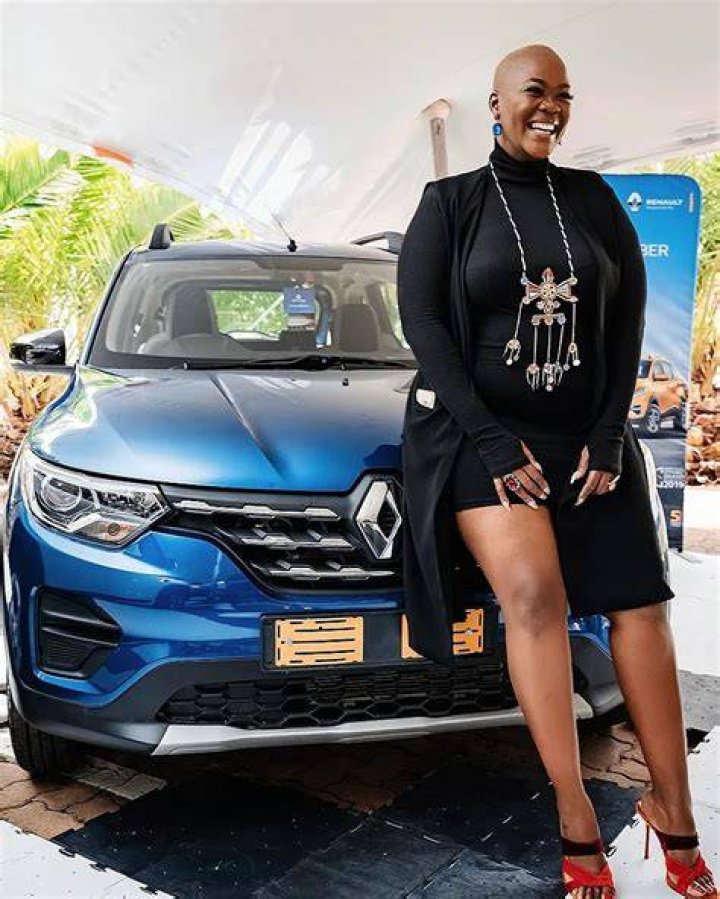 Zikhona Bali – Biography, Age, Career & Net Worth